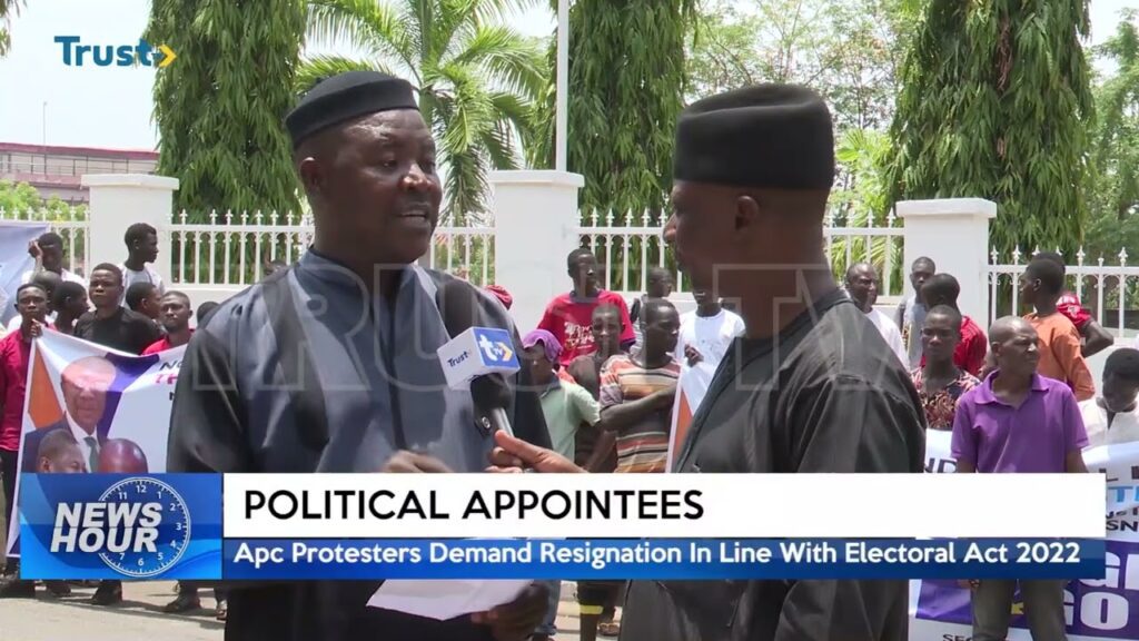 POLITICAL APPOINTEES: APC Protesters Demand Resignation In Line With Electoral Act 2022