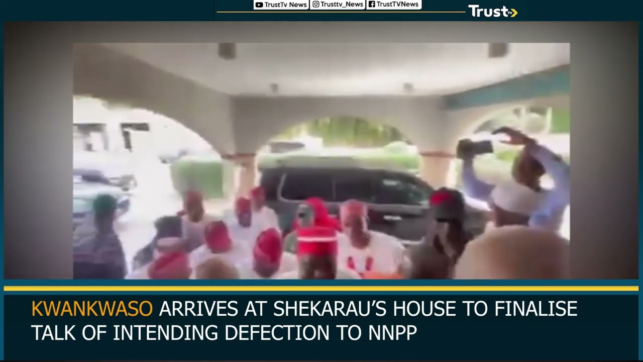 KWANKWASO ARRIVES AT SHEKARAU’S HOUSE TO FINALISE TALK OF INTENDING DEFECTION TO NNPP