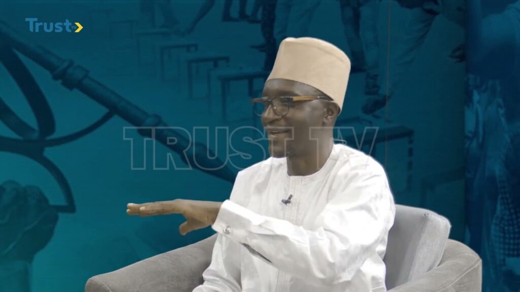 DAILY POLITICS: Presidential Candidates Meet With Northern Elders