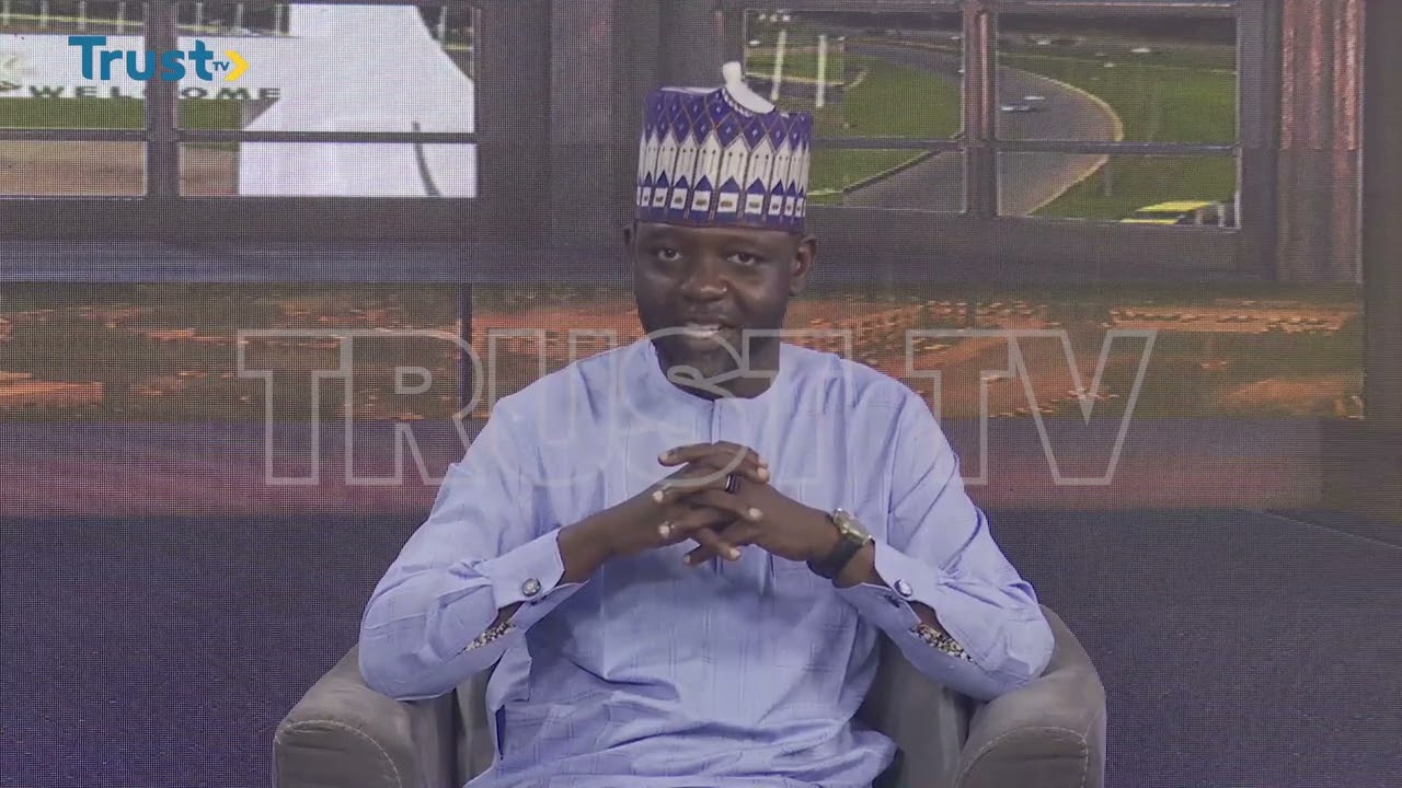 DAYBREAK SHOW: NEWSPAPER REVIEW