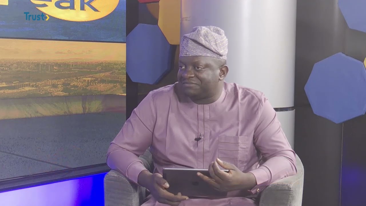 DAYBREAK SHOW: NEWSPAPER REVIEW