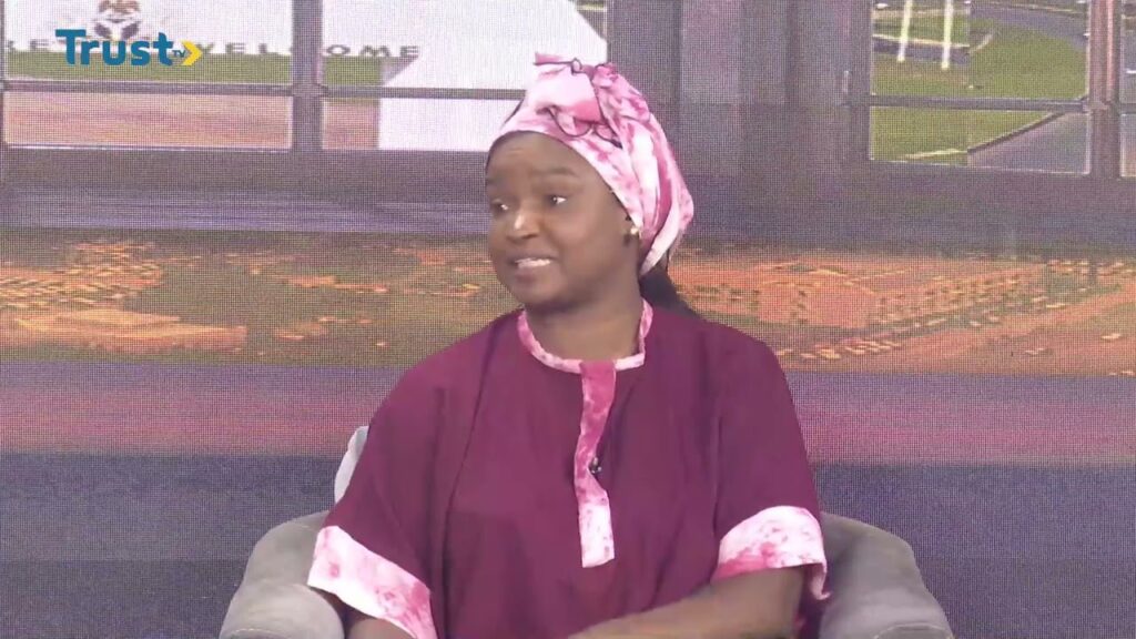 NEWSPAPER REVIEW ON DAYBREAK SHOW