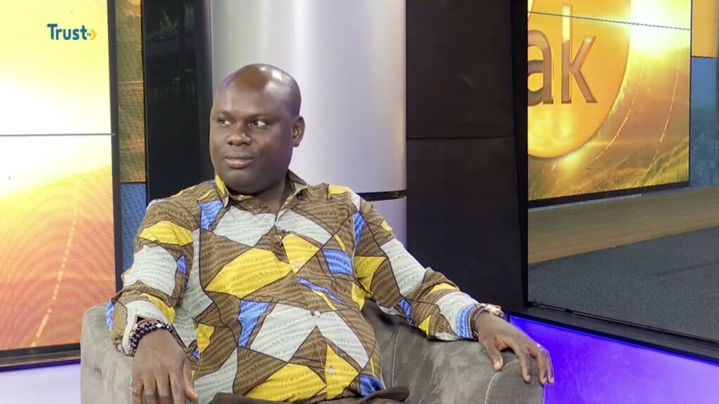 NEWSPAPER REVIEW ON DAYBREAK SHOW