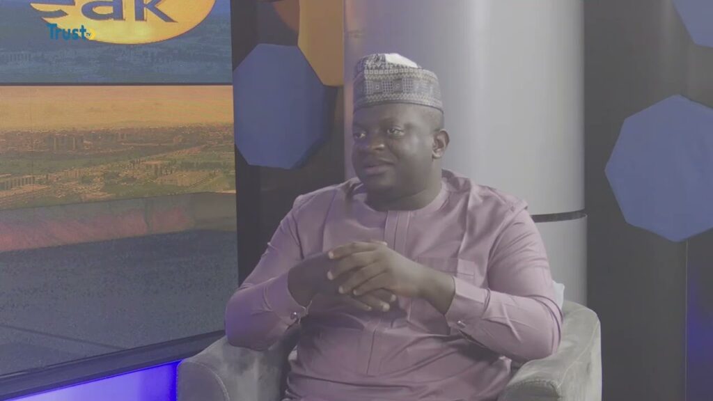 NEWSPAPER REVIEW ON DAYBREAK SHOW