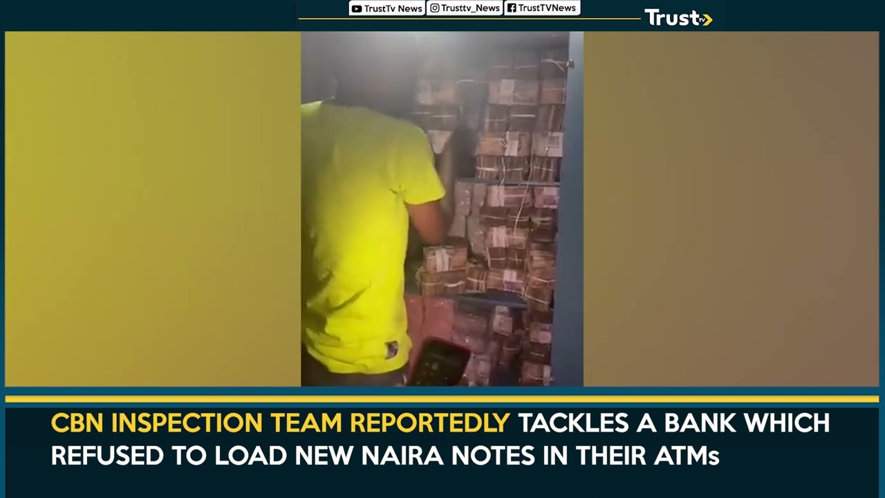 Bank Officials Hide The New Currencies Behind The Stacks Of Old Currencies