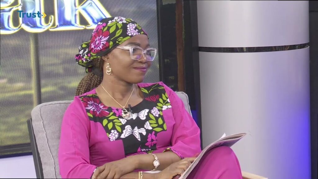 NEWSPAPER REVIEW ON DAYBREAK SHOW