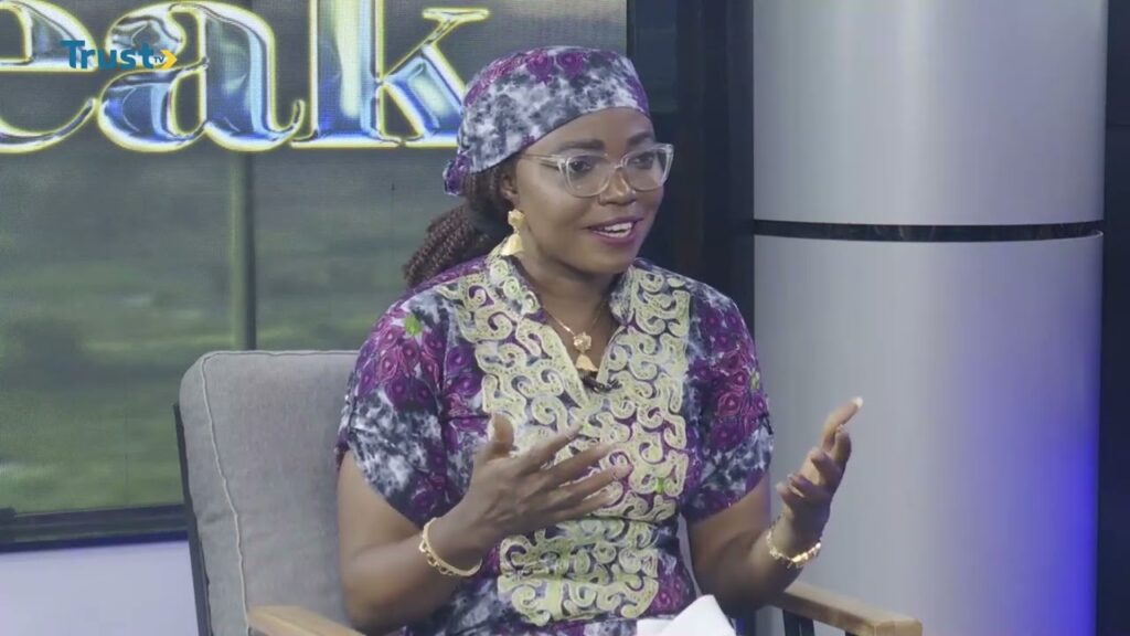 NEWSPAPER REVIEW ON DAYBREAK SHOW