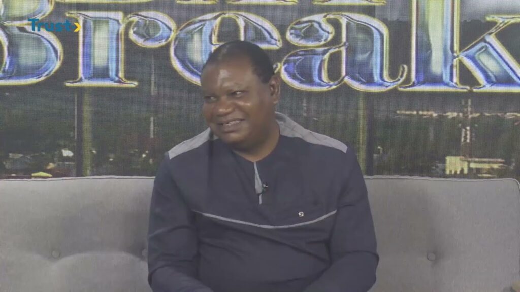 NEWSPAPER REVIEW ON DAYBREAK SHOW