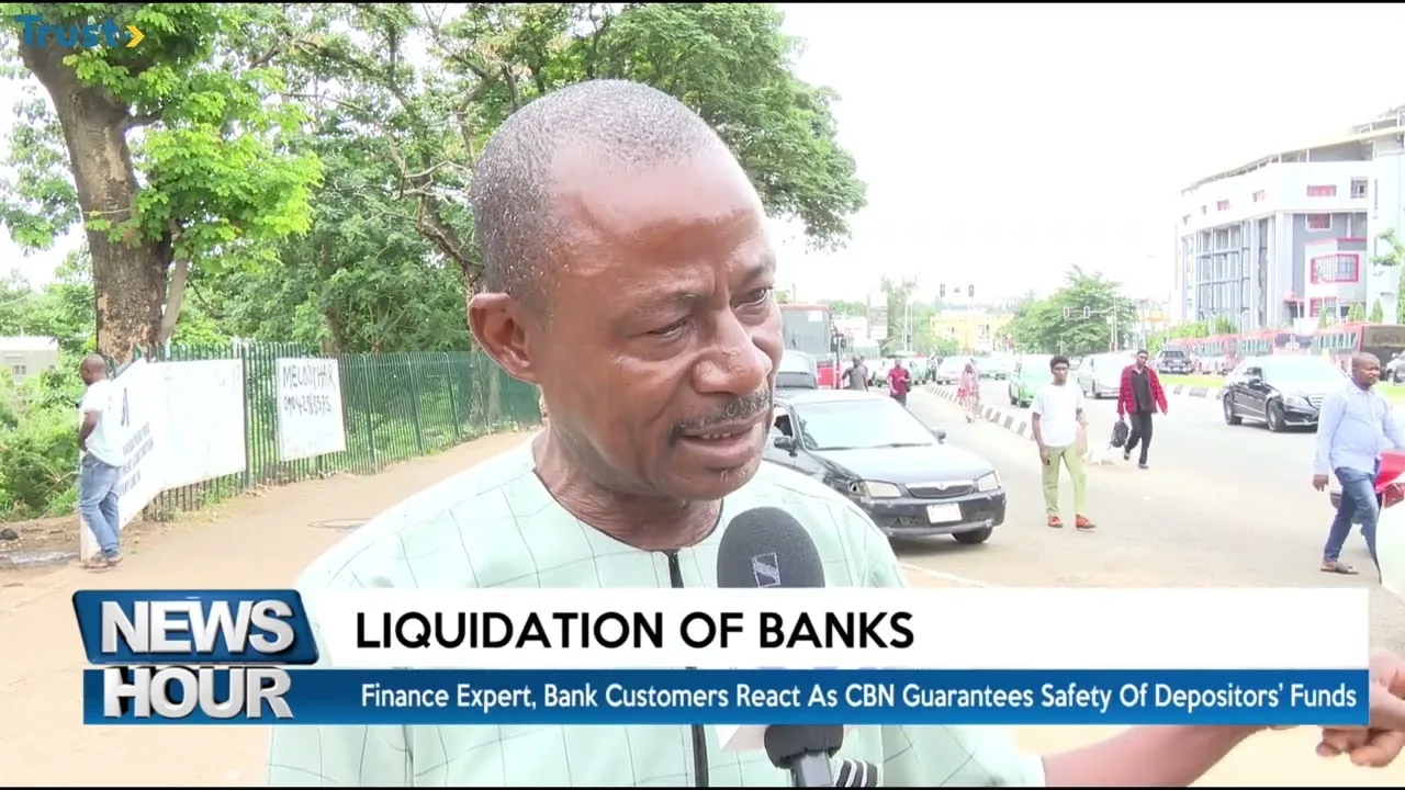 Finance experts and bank customers react as CBN guarantees the safety of depositors’ funds