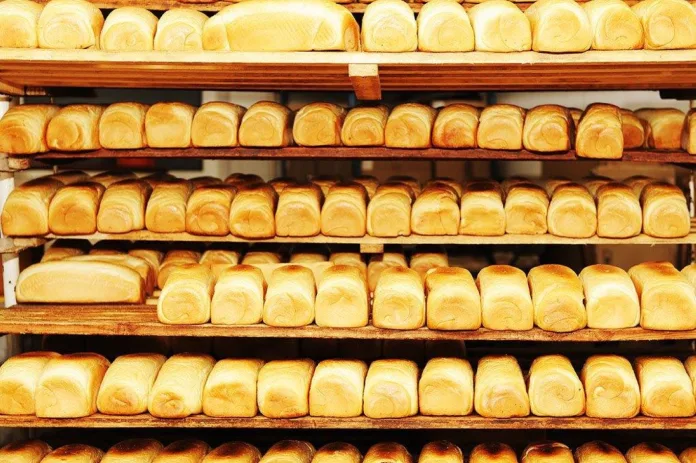 Bread arrangement
