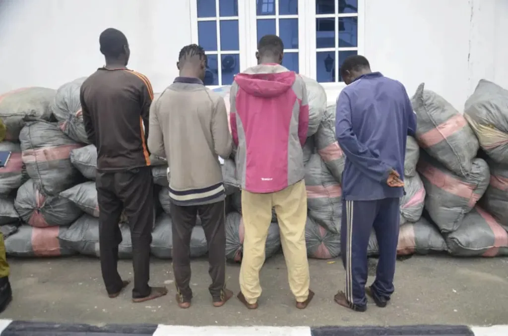 Navy Arrests 3 Ghanaians, 1 Other, Confiscate 72 Bags of Cannabis.