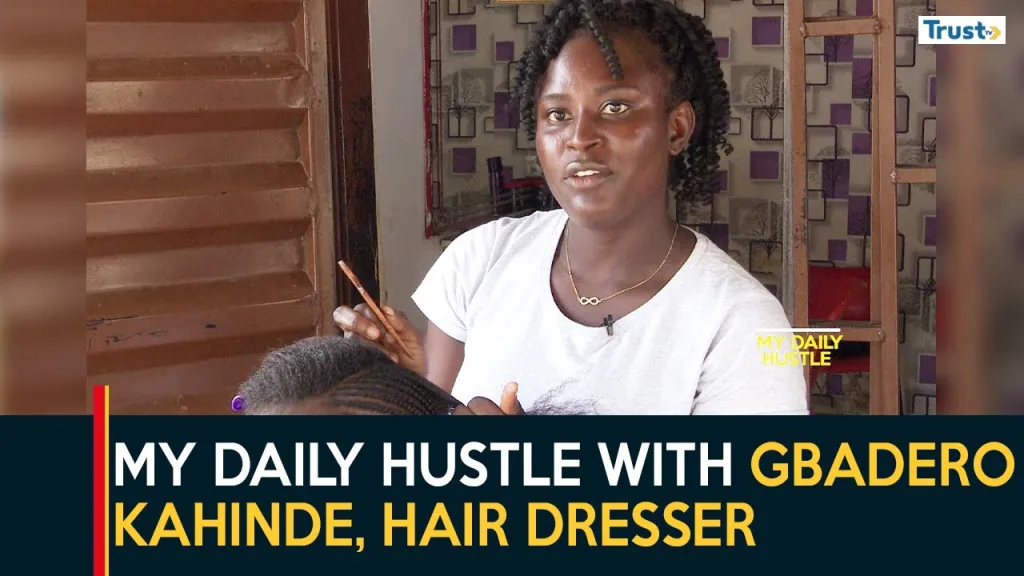 Gbadero Kahinde, hair dresser