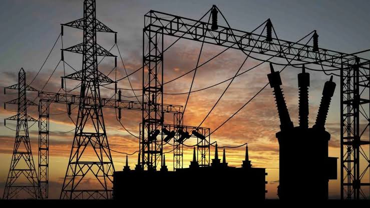 Blackout Response: FG Considers Alternative Power Sources as Backup to National Grid