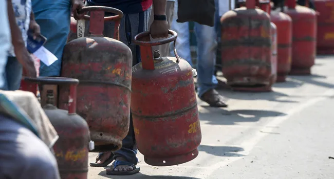 FG Moves to Slash Cooking Gas Prices, Suspends Exports Starting Nov 1