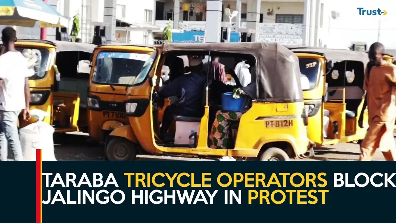 Alleged Police Extortion: Taraba tricycle operators block Jalingo highway in protest