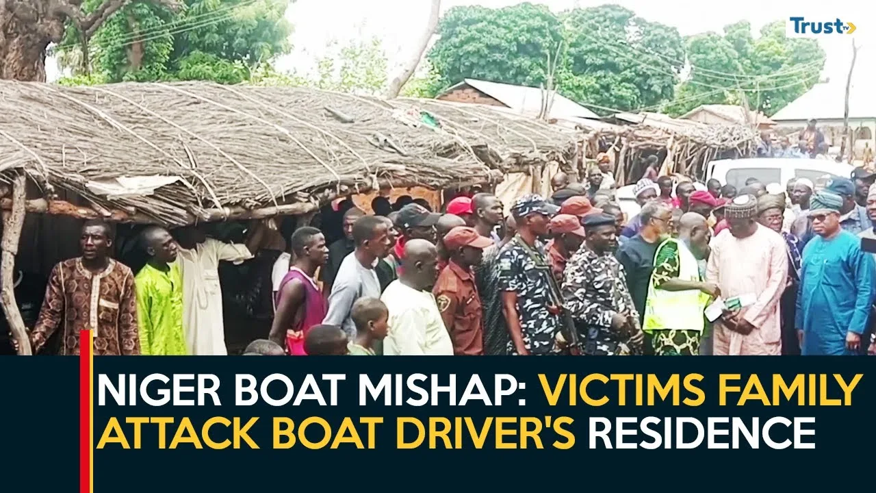 Niger Boat Mishap: Victims family attack boat driver’s residence