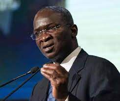Fashola to Nigerian Youths: Don’t Give Up on the Country, Stay and Build