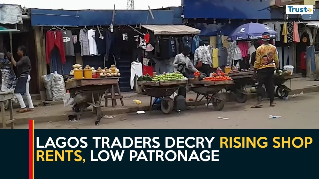 Lagos traders decry rising shop rents, low patronage, turn to roadside kiosks