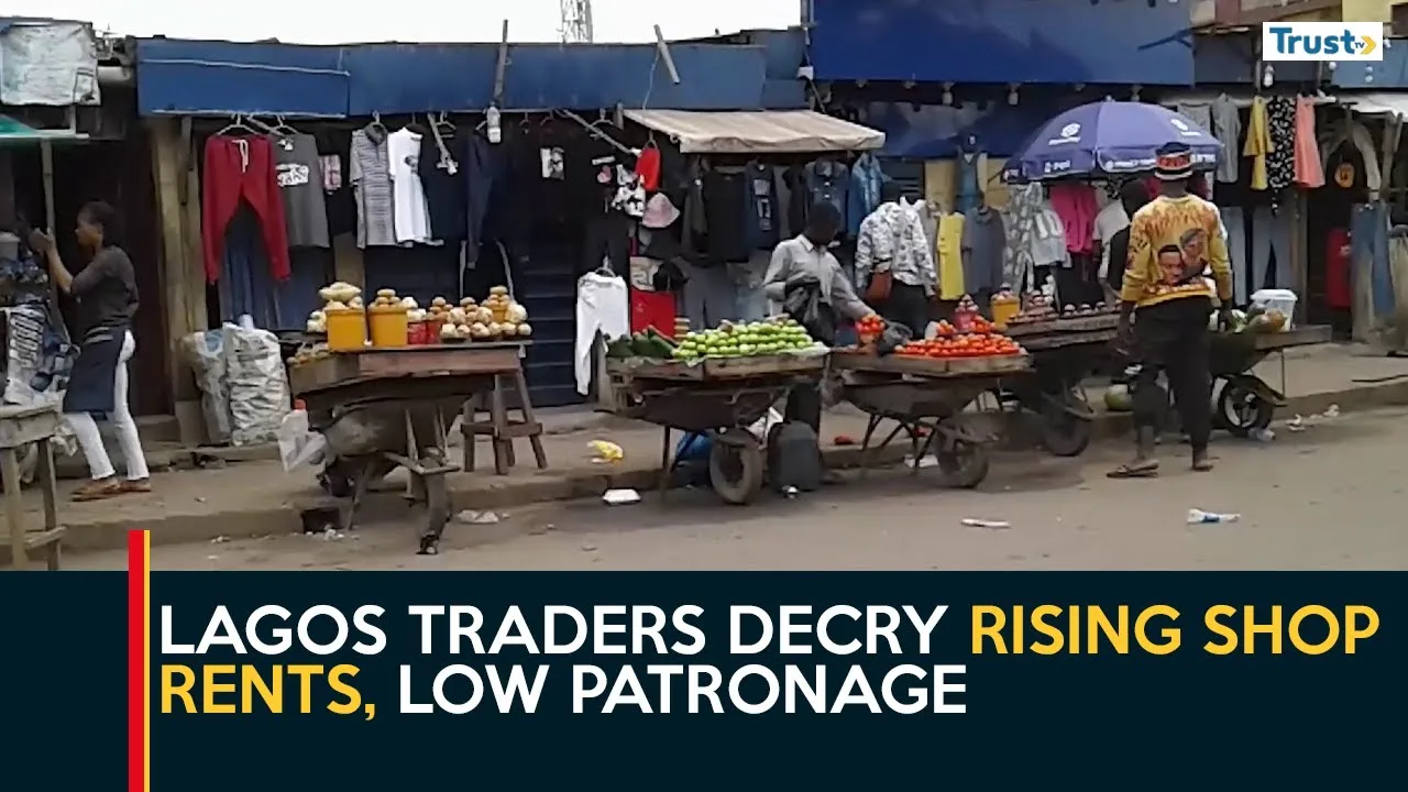 Lagos traders decry rising shop rents, low patronage, turn to roadside kiosks