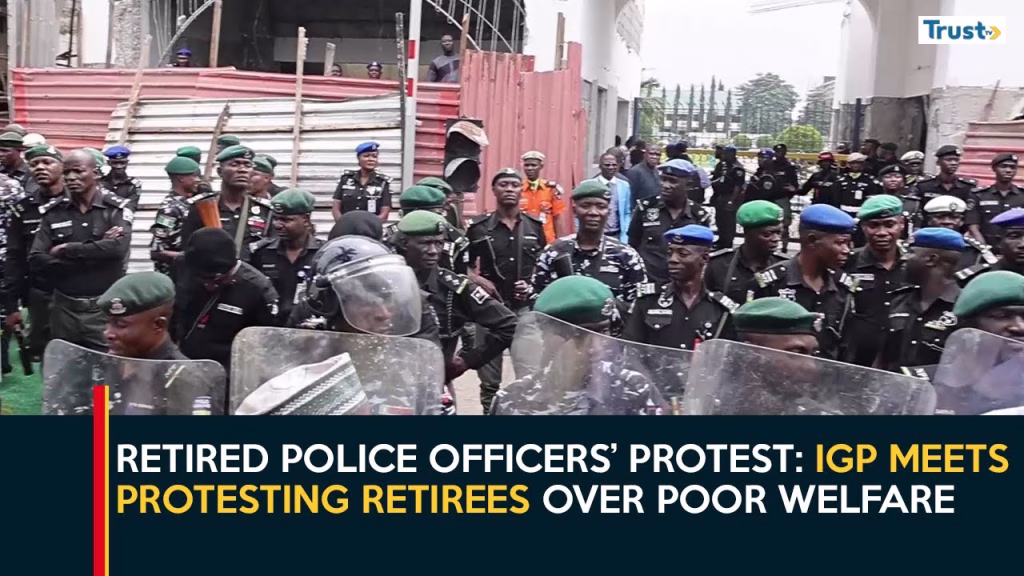 Retired Police Officers’ Welfare: Force retirees storm Edet House, demand better retirement package