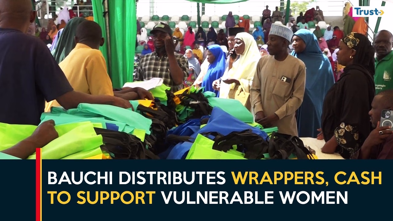 Bauchi Distributes Wrappers, Cash To Support Vulnerable Women